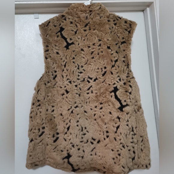 SPORT ALEY VEST - Picture 2 of 5